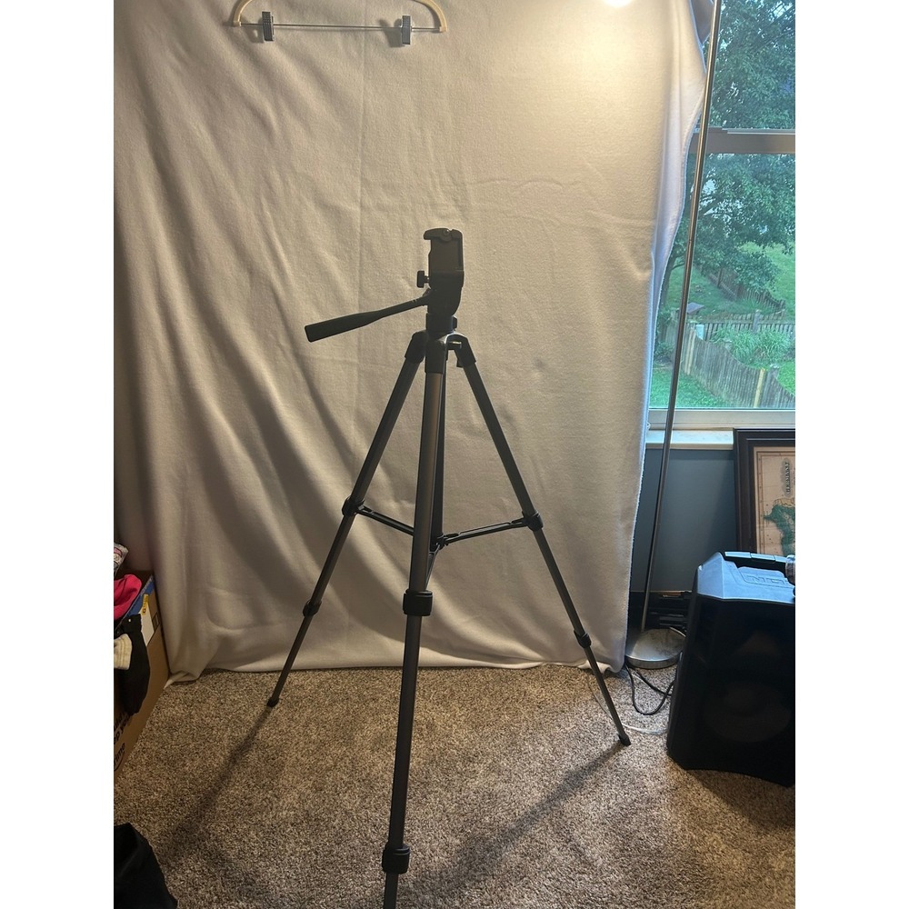 Canon Camera Tripod Adjustable Aluminum with Pan Tilt Head and Carrying Bag